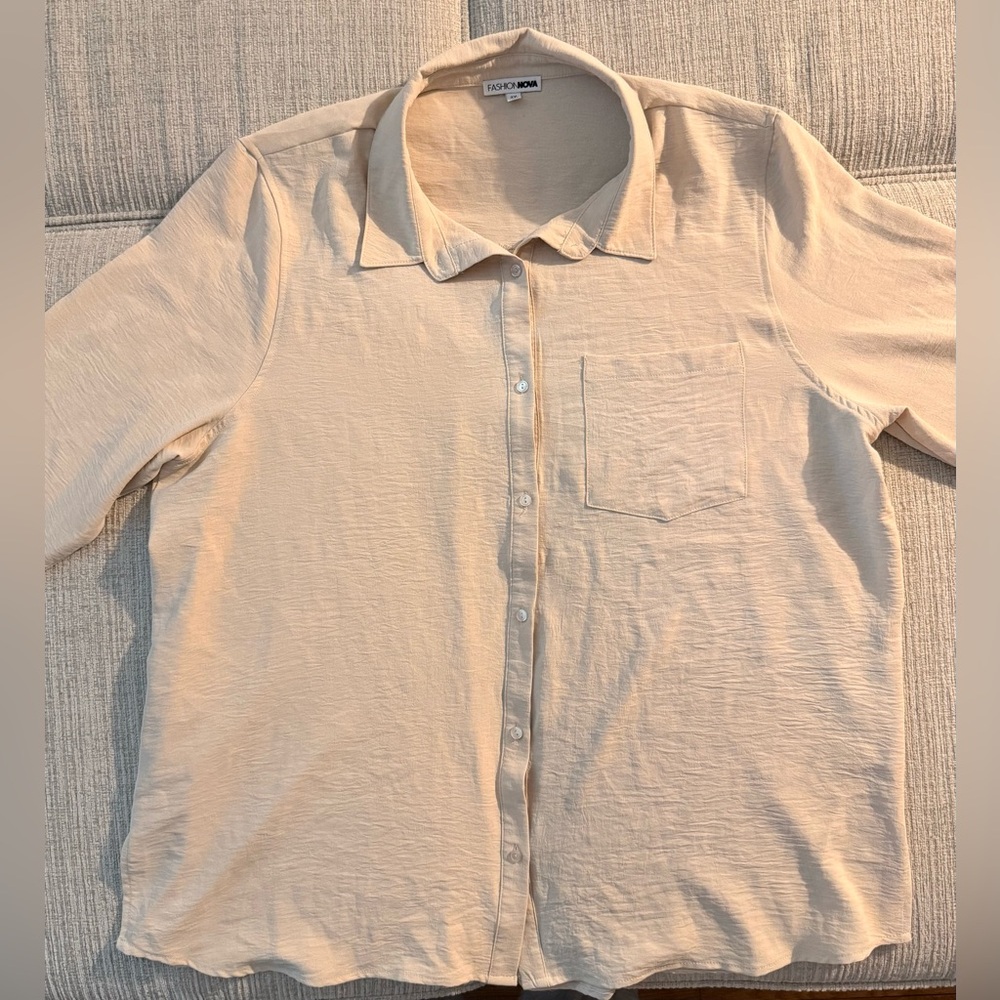 Fashion Nova Women's Cream Button-Up Blouse and Shorts Set